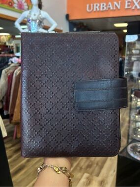 VINTAGE Gucci iPad/Tablet Case *Priced as is*